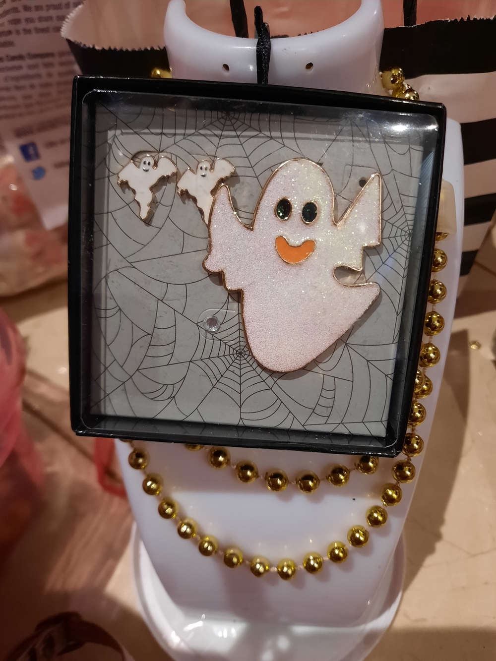 Halloween 🎃 Jewelry Bundle Ghost 👻 Earrings Brooch Beaded Chain Gold Tone